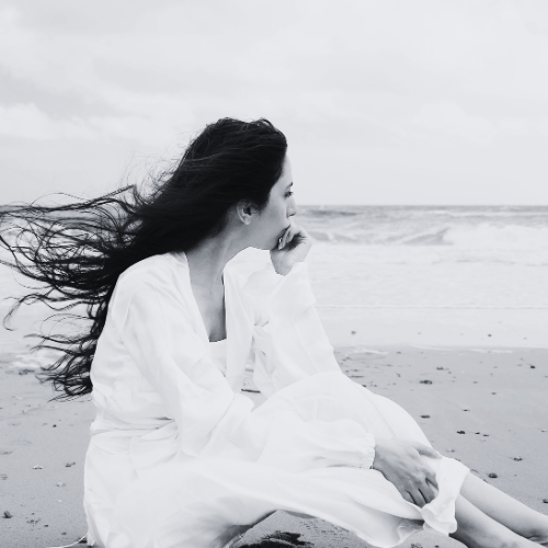 J’apprends à être seule (sans me fuir)