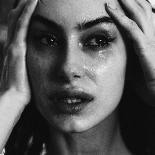 Je pleure pour un rien (et alors ?)